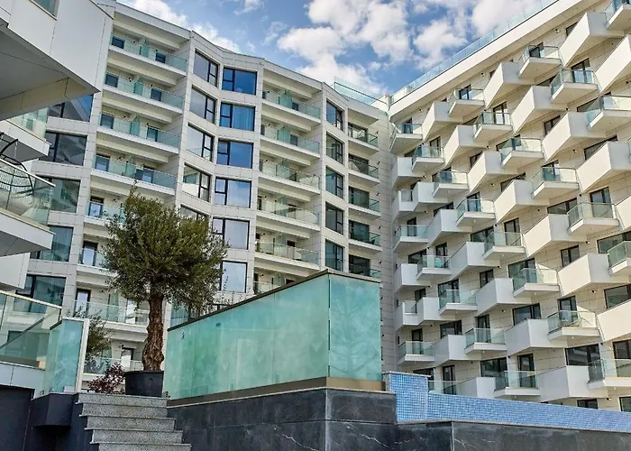 Atlantis By Infinity Alz *